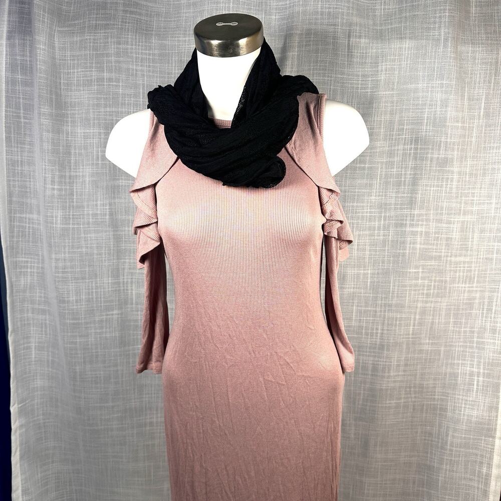 Belinda Women's Pink Dress Outfit Size Medium With Black Floral Accent Scarf